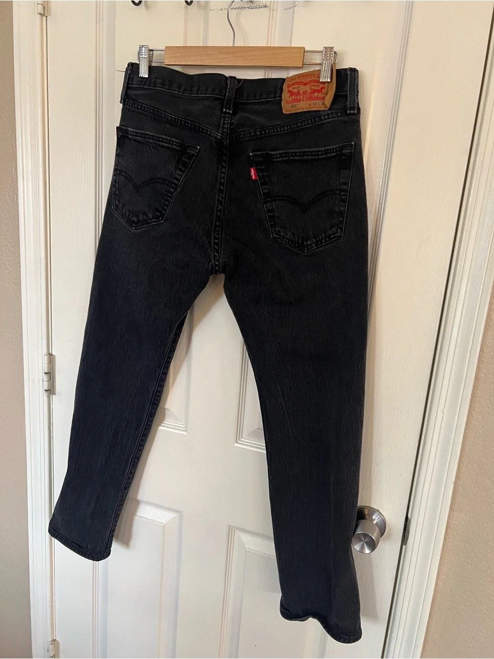 Levi’s 501 Original Black Washed Button Fly Jeans W33 L30
